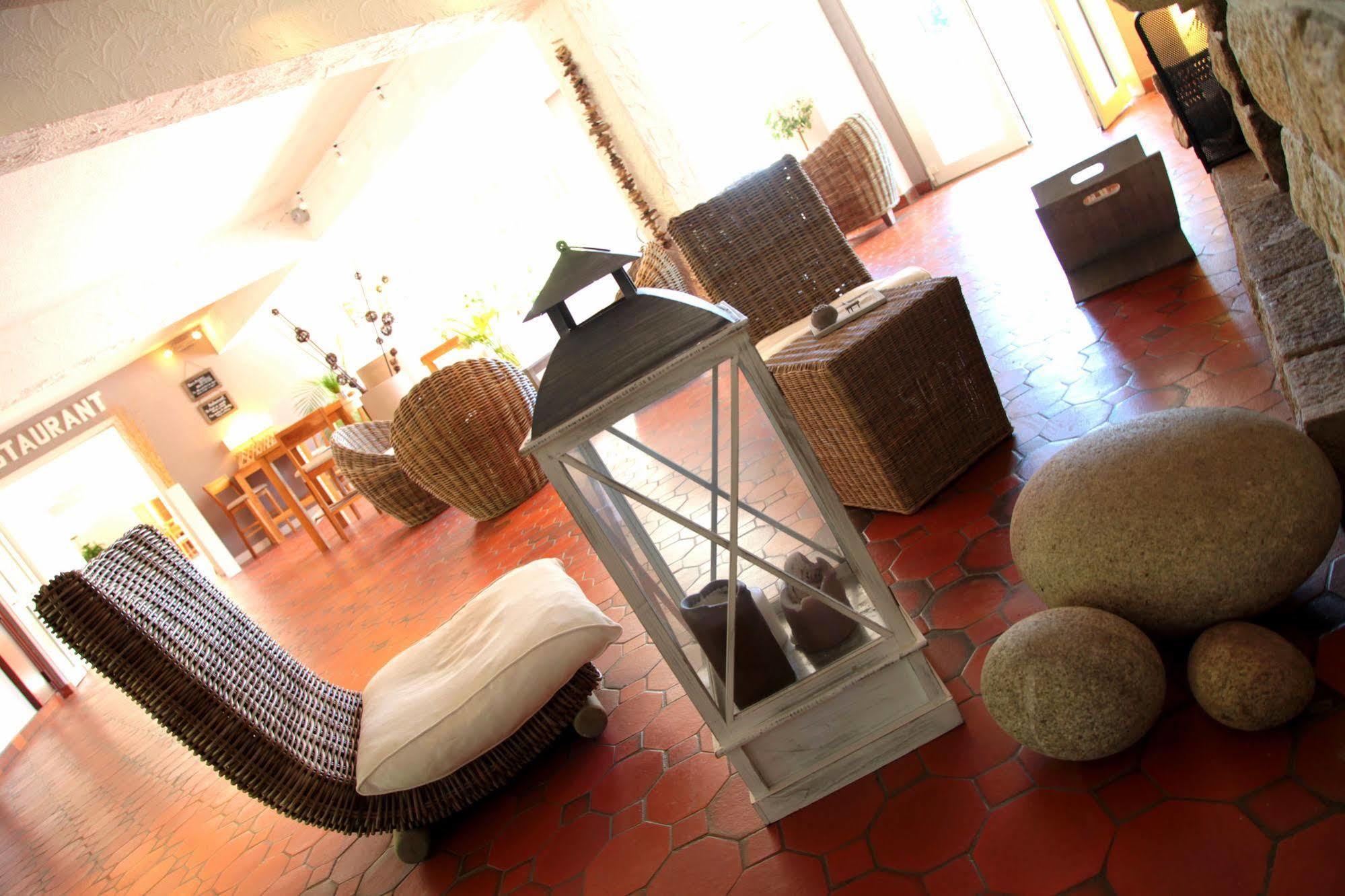 Latitude Ouest Hotel Restaurant & Spa لوكرونان المظهر الخارجي الصورة